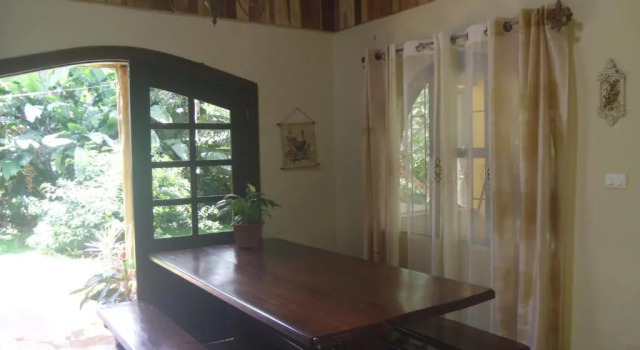 Rio Celeste Backpackers