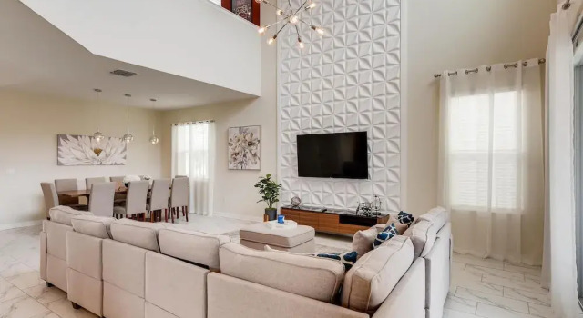 8923 CC - Fabulous 5BR Single Family: Sleeps 12 - Private Pool -, Book Feriehus Hoteller i Four Corners med pool, Swimmingpool