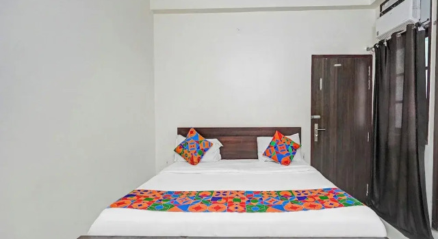 Номер Deluxe Fabhotel The Virat