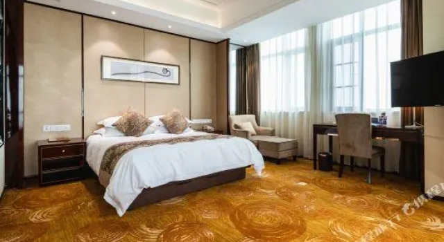 Люкс Deluxe Yuething International Hotel