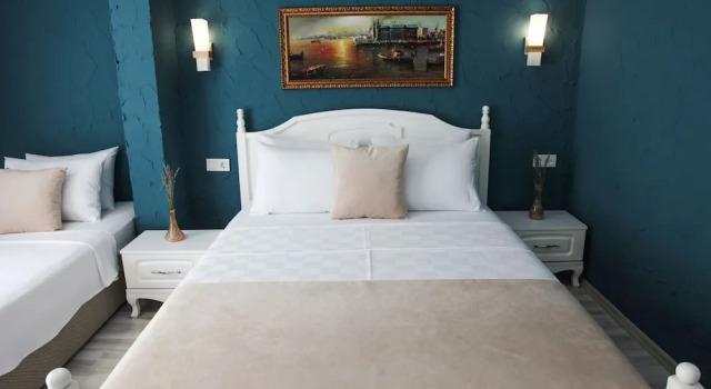 Трёхместный семейный номер Standard с балконом Alaçatı 716 Hotel