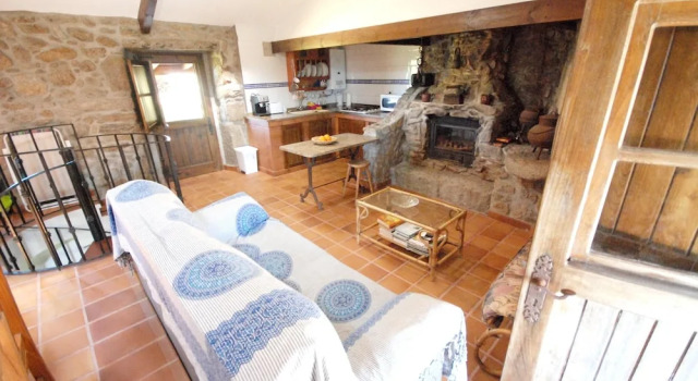 House with 3 Bedrooms in a Porteliñas, with Wonderful Mountain View, Private Pool, Enclosed Garden - 55 Km From the Beach, Reserva ahora Hotel Poio Pontevedra provincia