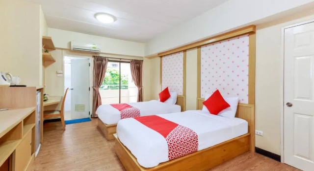 P-Park Hotel Bangkok, Забронировать Отель Банг Флат Бангкок, рядом с Международная больница «Янхи»