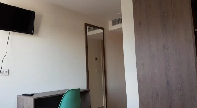 HOTEL LAVENUE, Забронировать Отель Либрамон-Шевеньи 
