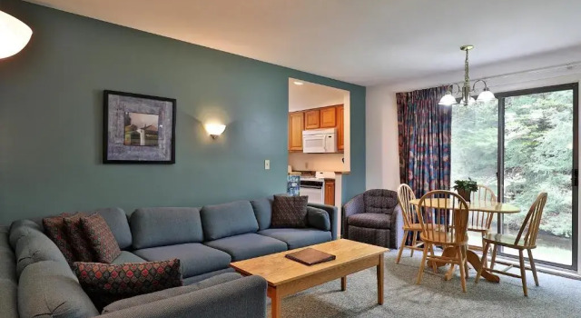 Люкс Cedarbrook Queen Suite 109