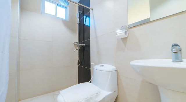 Номер Standard RedDoorz Plus at Hotel Metro Kalibo
