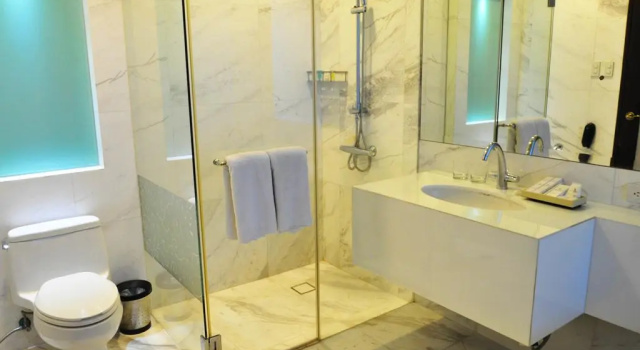 Номер Superior с видом на парк The Luneta Hotel