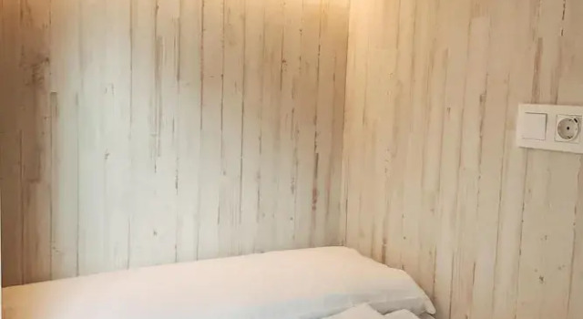 Кровать в общем номере (женский номер) Adventure Hostel Madrid Gran vía