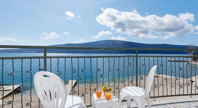Rosic Apartments Baosici, Buchen Sie Ferienwohnung Baošići 