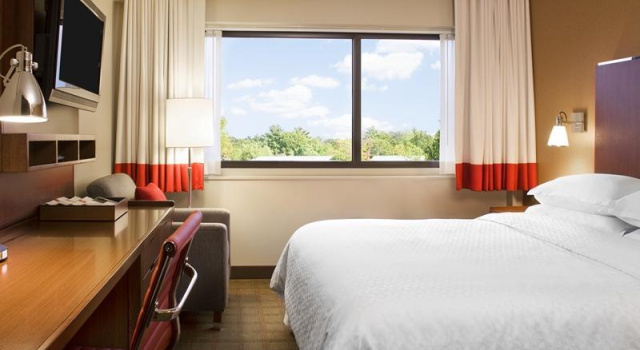 Номер Standard Four Points by Sheraton Nashville Airport