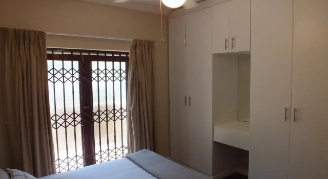 Pollok Guest Lodge, Забронировать Гостевой дом Гостевые дома Порт-Элизабет, рядом с Humewood Golf Course, Гостевой дом