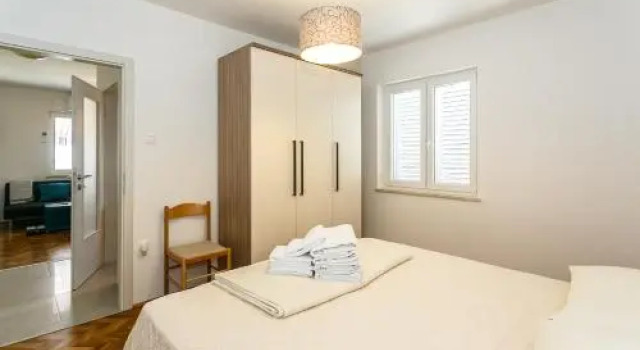 Apartment Zdravko A2, Забронировать Апартаменты/квартира Отели Крка с парковкой, рядом с Krk Harbour, Парковка