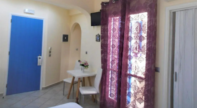 Студия Deluxe Lefkes Studios