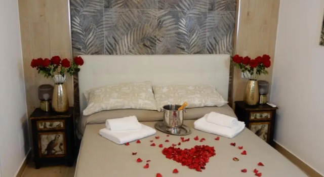 Caserta Royale Suite (Adults Only)
