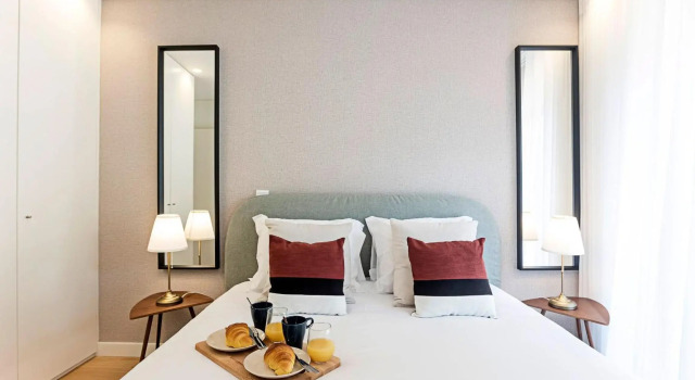Paraíso -1B w/ AC & Patio by LovelyStay, Забронировать Отель Порту Регион Порту, рядом с Lapa Metro Station