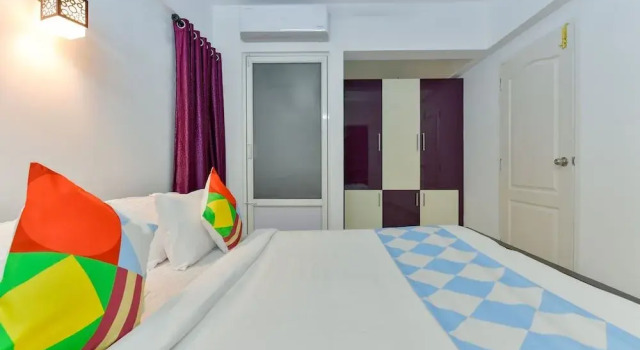 OYO 16140 Home Exotic 1BHK Kakkanad, Забронировать Апартаменты/квартира Отели штата Кералы с парковкой, Парковка