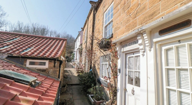 Olsen, Book Feriehus Robin Hood's Bay 