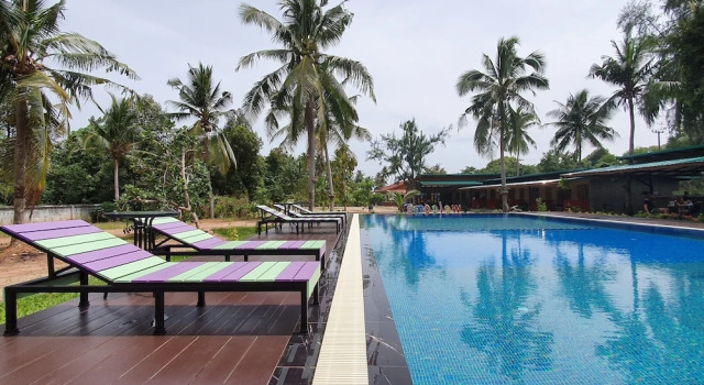 Тент Moonshine Resort Chumphon