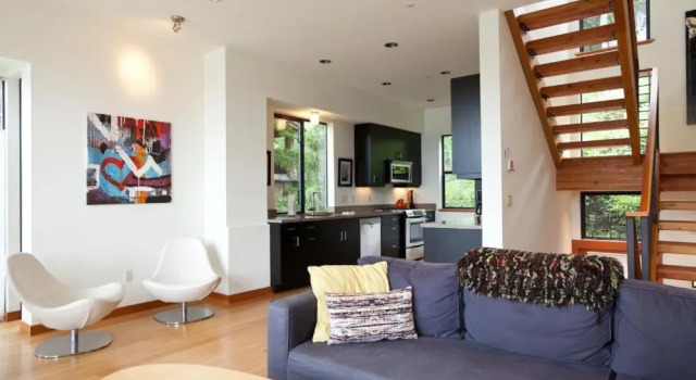 Апартаменты Bridge View Loft 3 Bedrooms 2 Bathrooms Townhouse