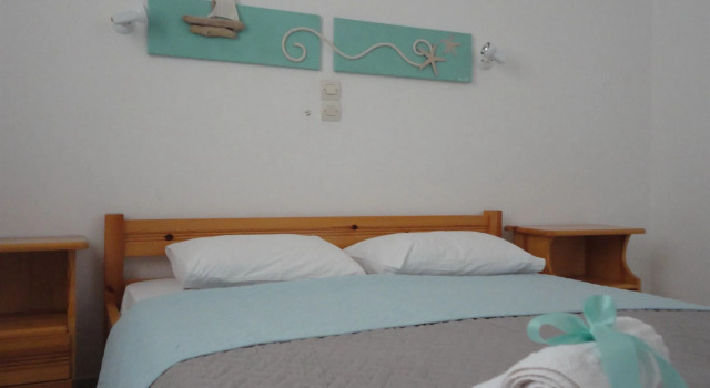 Petros Studios & Suites