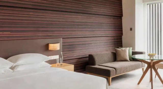 Двухместный номер Deluxe Hyatt Centric Kota Kinabalu