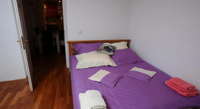 Apartment Queen, Забронировать Апартаменты/квартира Отели Белграда с парковкой, рядом с Военный музей, Парковка