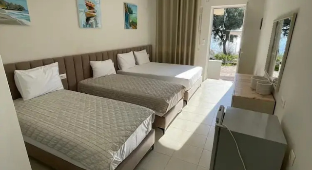 Четырёхместный номер Standard Цокольный этаж с балконом La Maroja View Hotel
