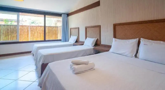 Четырёхместный номер Standard Suri Búzios Hotel