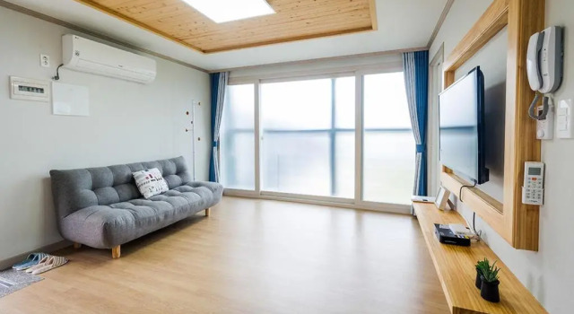 Коттедж c 1 комнатой Seogwipo Donnaeco Pension