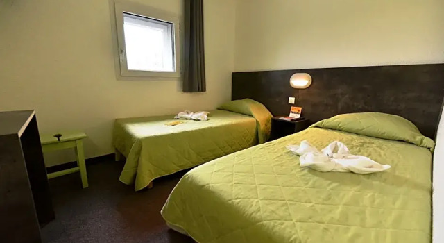Двухместный номер Classic Cit'Hotel Saxotel Chalon-sur-Saône Nord