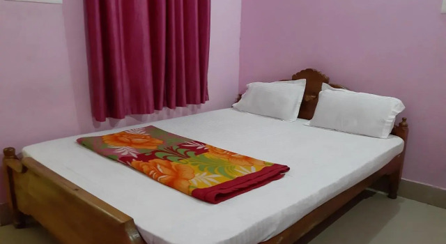 Goroomgo Sea Smile Lodge Puri