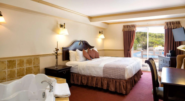 Двухместный номер Deluxe Inn on the Lake