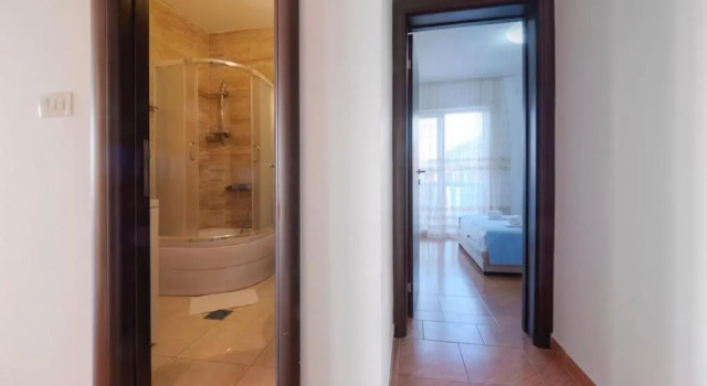 Апартаменты с 3 комнатами с видом на море Apartments Branko
