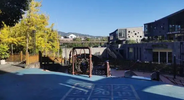Tengchong Mayu Valley Time Hot Spring Bed and Breakfast