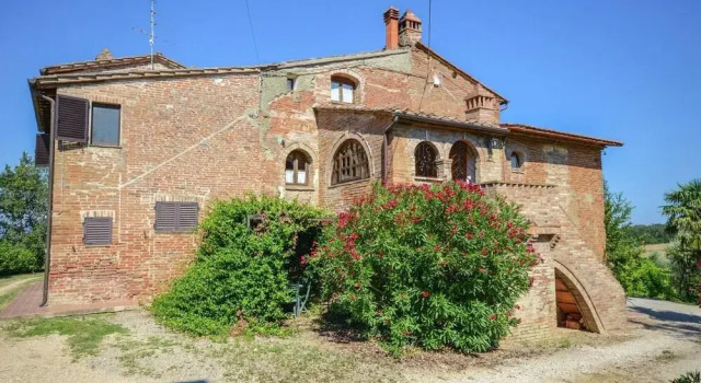 Cozy Farmhouse in Castiglione del Lago With Swimming Pool, Забронировать Апартаменты/квартира Отели Озера Тразимено с бассейном, Бассейн