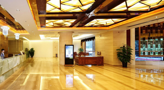 Clayton Hotel