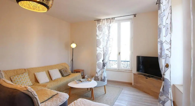 Appartement La Bourboule, 3 pièces, 4 personnes - FR-1-608-226, Prenota Appartamento Hotel a Alvernia con parcheggio, Parcheggio