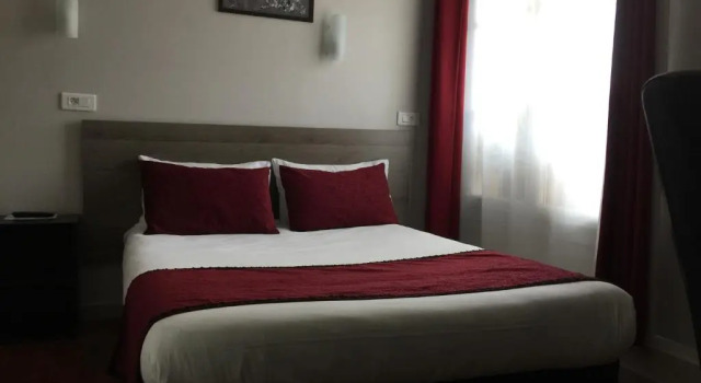 Номер Comfort Hôtel Vendôme