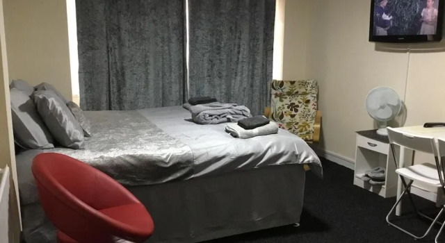 Broadstone House near Glasgow Airport