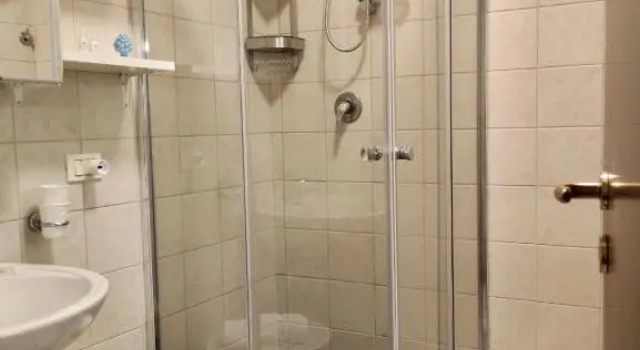 Коттедж c 1 комнатой Ostro - Guest House