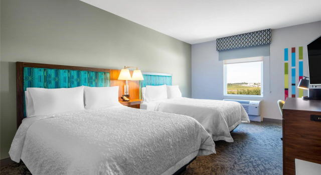 Четырёхместный номер Standard Hampton Inn & Suites Edmonton St. Albert, Ab