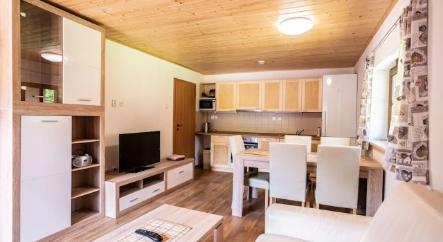 Апартаменты Luxury с 2 комнатами с балконом S4 Resort Kouty