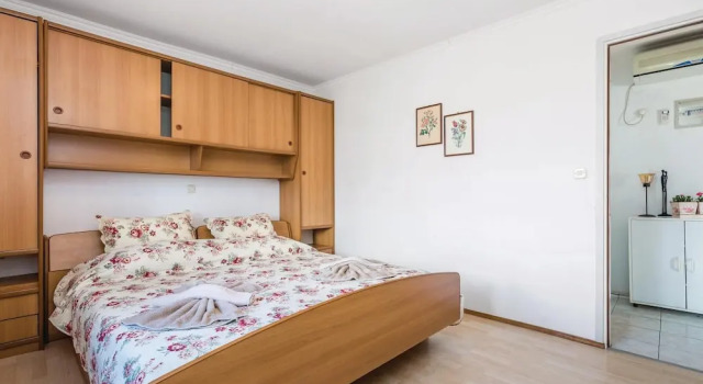 Beautiful Home in Kampor With Wifi and 1 Bedrooms