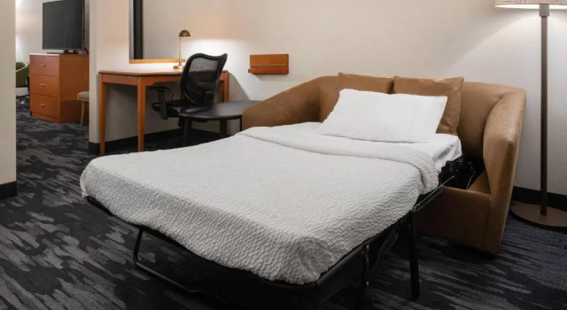 Люкс Fairfield Inn & Suites by Marriott Visalia Tulare