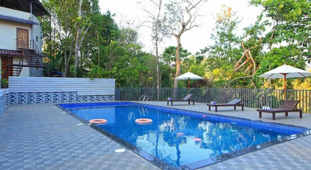 Lake n Hills Resorts