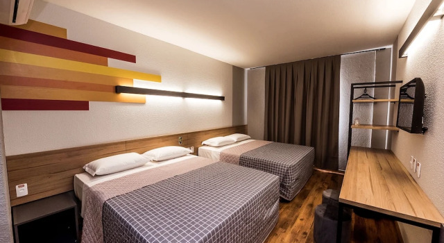 Четырёхместный номер Standard Hotel 10 Balsas