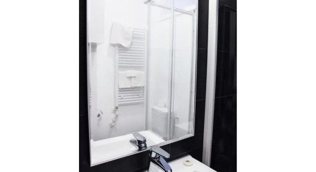 Номер Economy Hotel Satellite