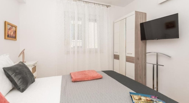 Apartments Maria, Забронировать Апартаменты/квартира Апартаменты Макарска, рядом с Францисканский монастырь, Апартаменты/квартира