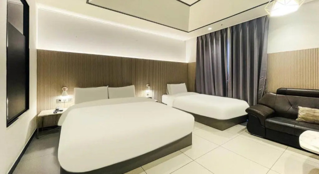 Люкс Brown Dot Hotel Yangsan Seochang