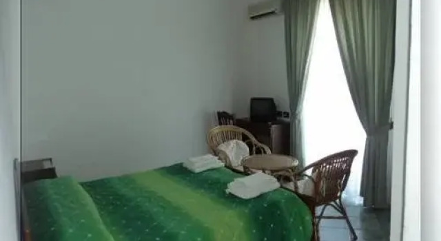 Hotel Nettuno, Book Hotel Cariati Calabria